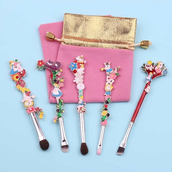 Disney Alice in Wonderland Makeup Brush Set - Picture 3 of 8